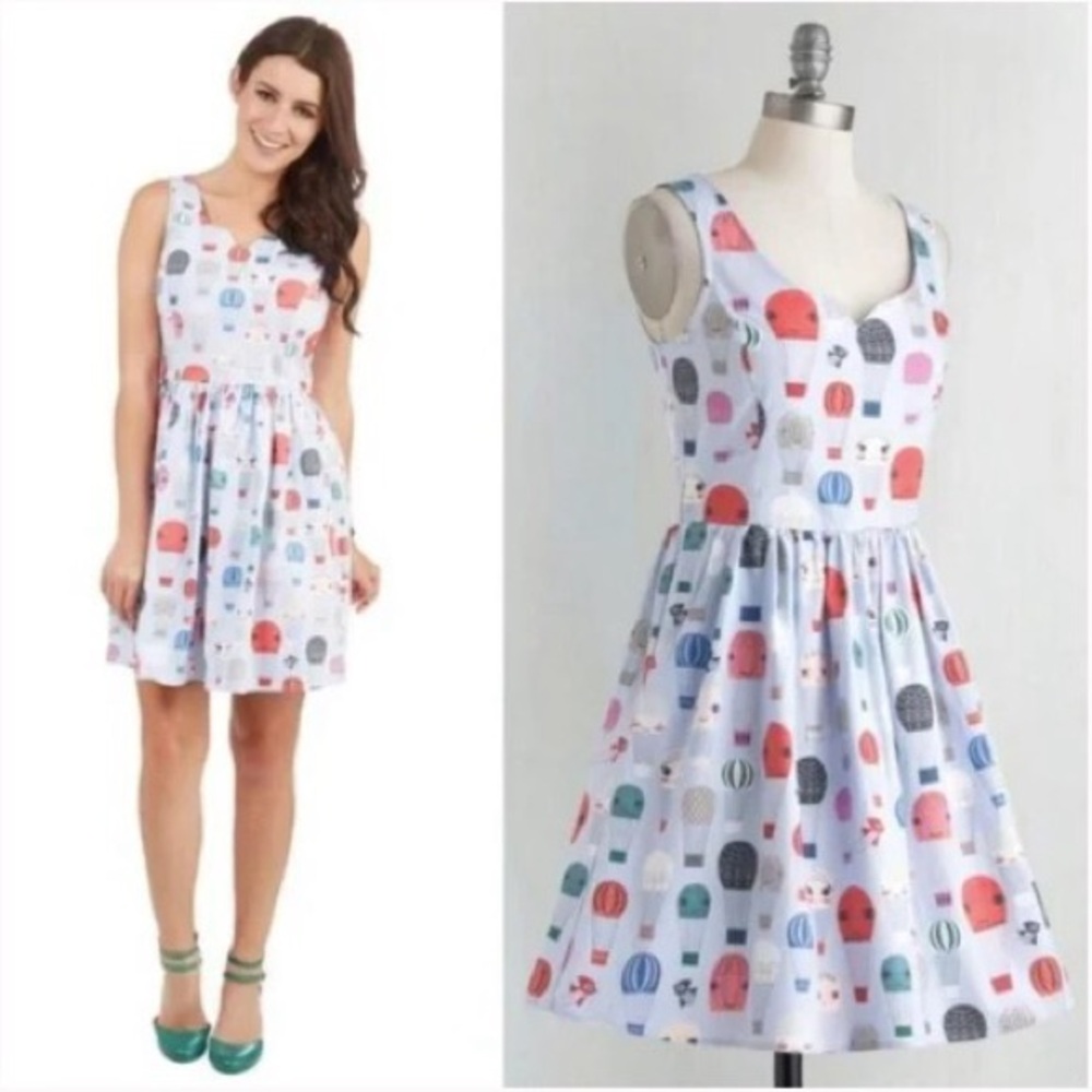 ModCloth Fervour Air of Adorable Dress Size Small S